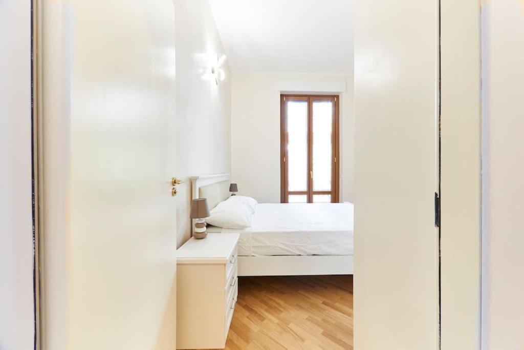 Elegant Apartment Milano Esterno foto