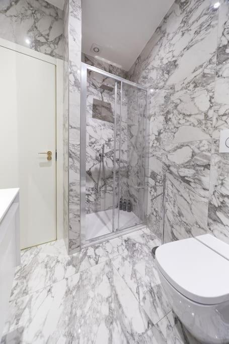 Elegant Apartment Milano Esterno foto